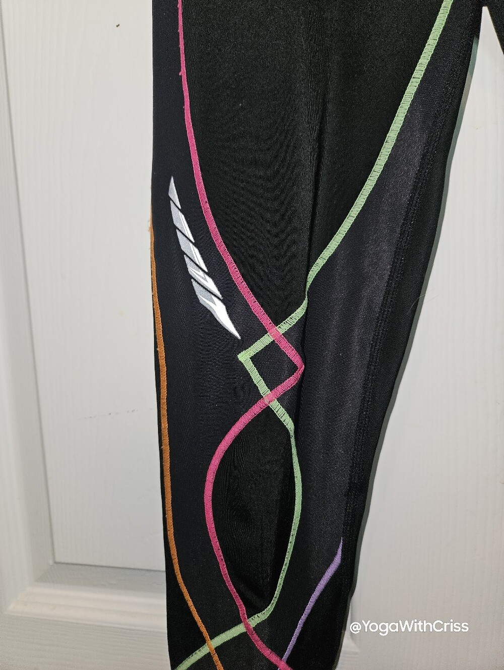 CW-X Stabilix leggings S in EUC extra compression for enhanced performance - Picture 3 of 11